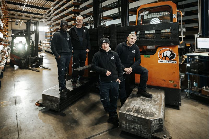 Titan <br> Nickel <br> Sonderwerkstoffe